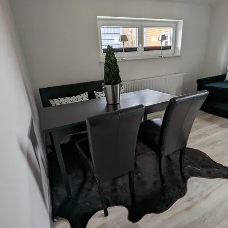 Hans Hirsch * فيرنغروده