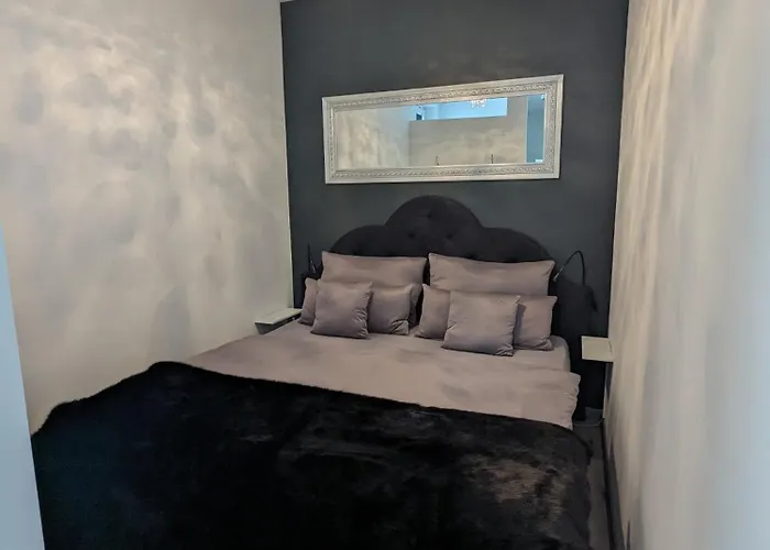 Apartment Hans Hirsch *